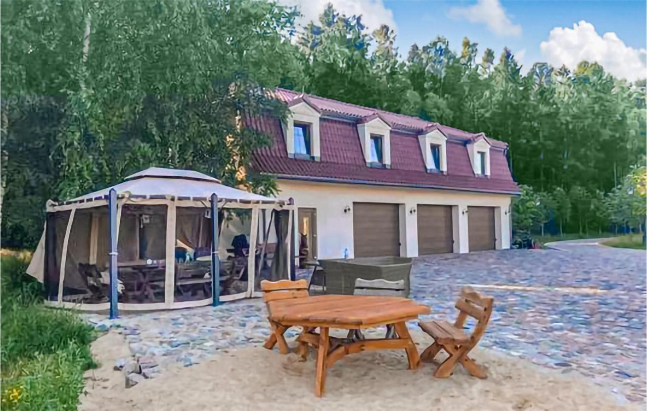 Amazing Home In Gniewino With Kitchen Exterior photo